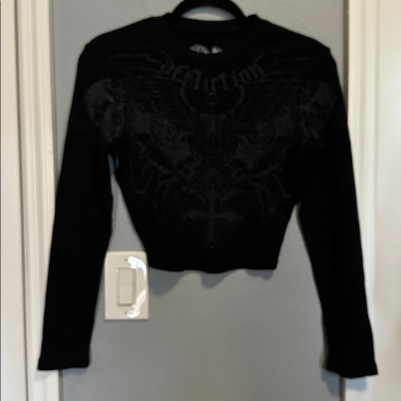 Affliction Ethereal Burial Black Thermal Long Sleeve Crop T-Shirt - Picture 4 of 8